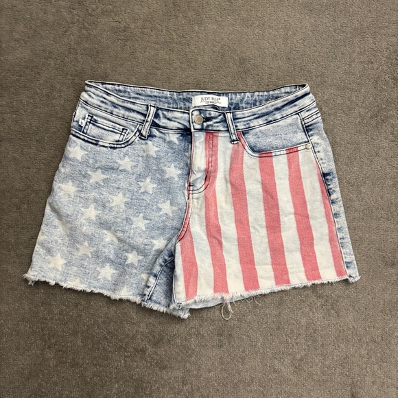 Judy Blue Denim Jean Shorts American Flag Frayed USA Patriotic Women’s - Picture 3 of 10